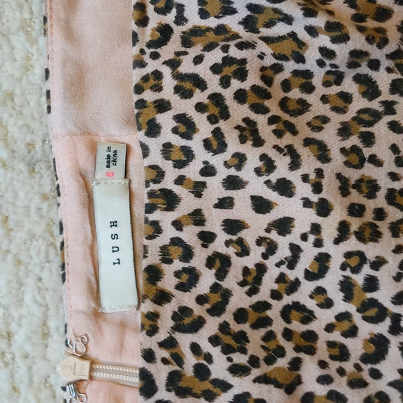 [SOLD]  -- Lush brand, pink leopard print mini skirt - Picture 4 of 7